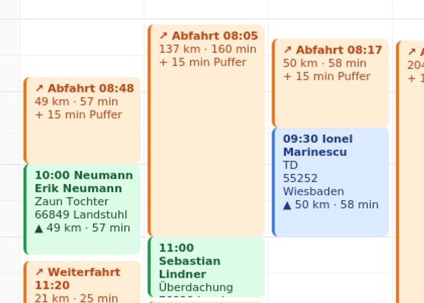 Detailansicht eines Kalendereintrags mit Abfahrtszeit, Kilometern, Fahrdauer und Pufferzeit vor dem Kundentermin